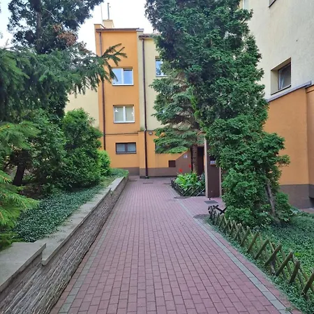 W Centrum Radomia 아파트 라돔